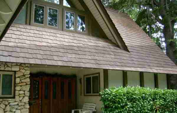 Synthetic Cedar-Closeup-Roofing - closeup