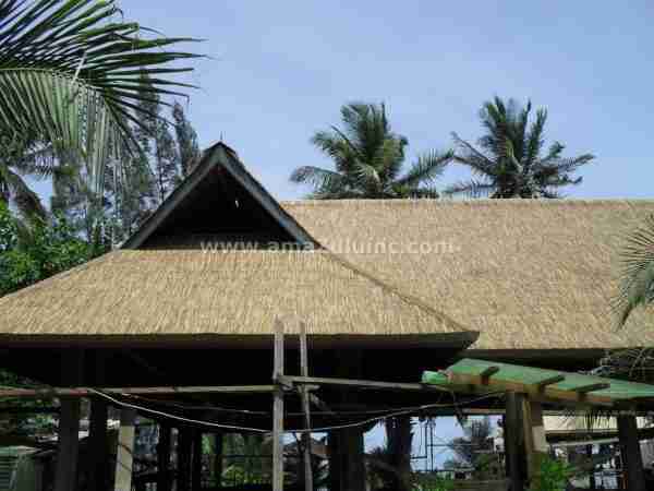 Viro Thatch Reed Tiki Hut