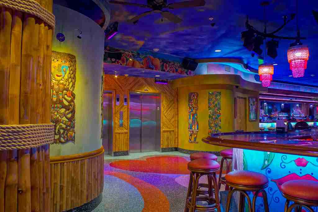 Mango’s Tropical Cafe explodes into life on the Orlando entertainment scene