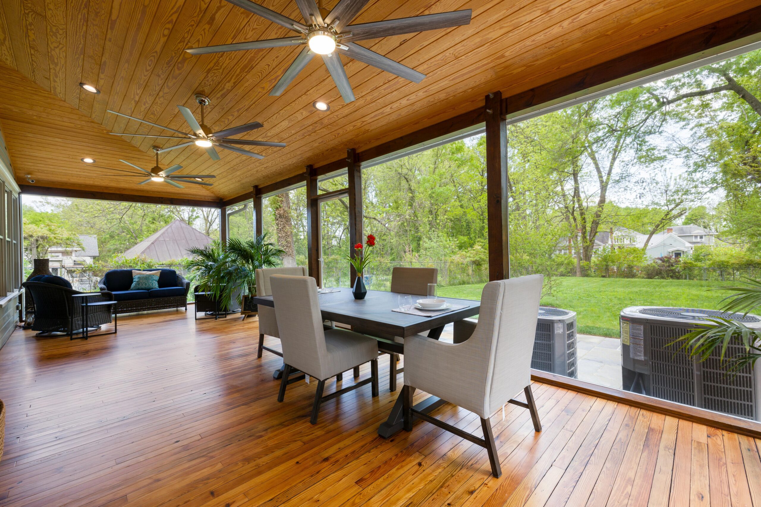 Using Eucalyptus Poles for Privacy Screening in Commercial Outdoor Spaces